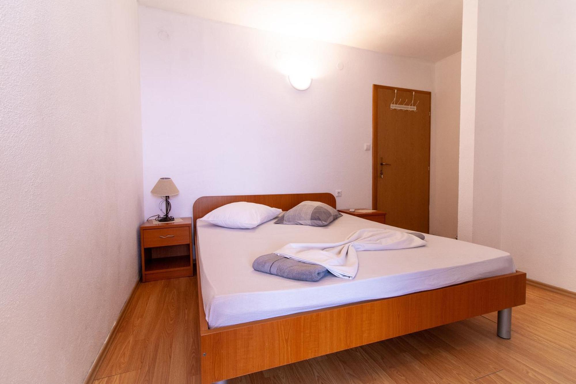 Apartments Laura Neum Pokoj fotografie